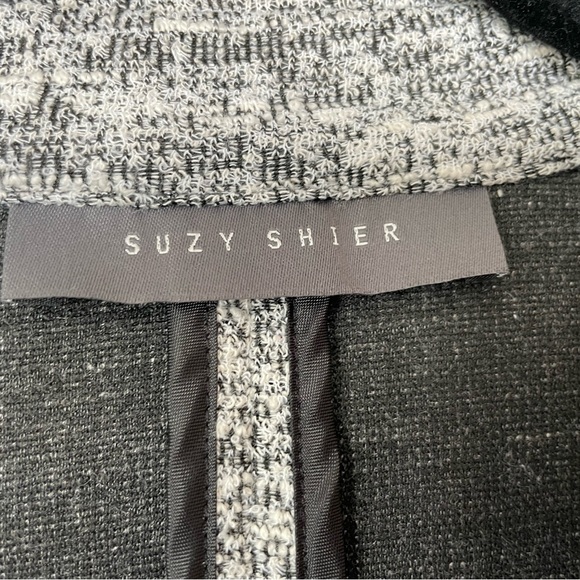 Suzy Shier blazer with button closure - Picture 2 of 6
